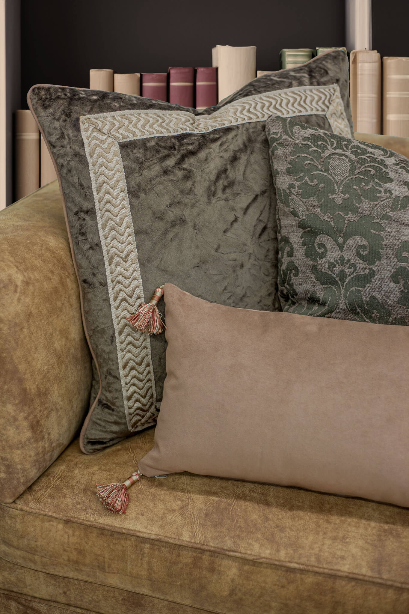 Mocha Lavender Check Amos Pillow